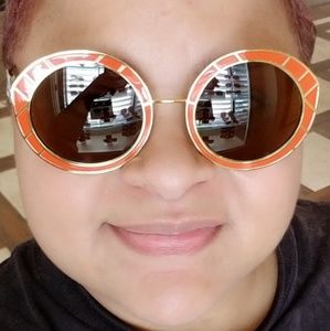 Meet your Posher, Natacha